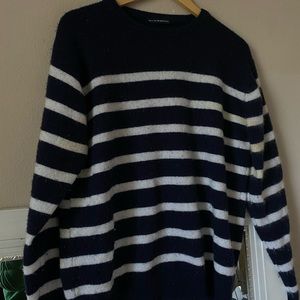 Brandy Melville Sweater